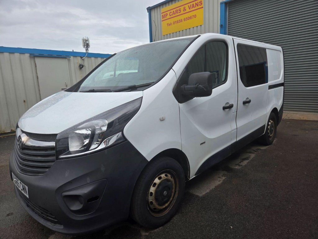 VAUXHALL VIVARO