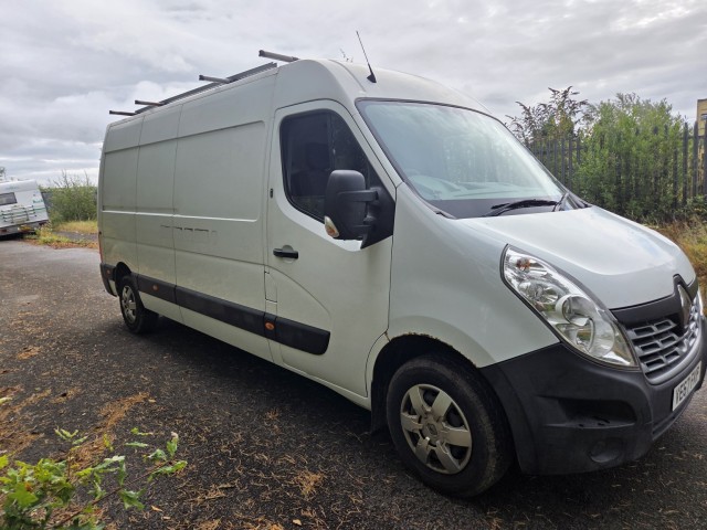 RENAULT MASTER 2.3 FWD LM35 dCi 130 Business+ Euro 6 no vat