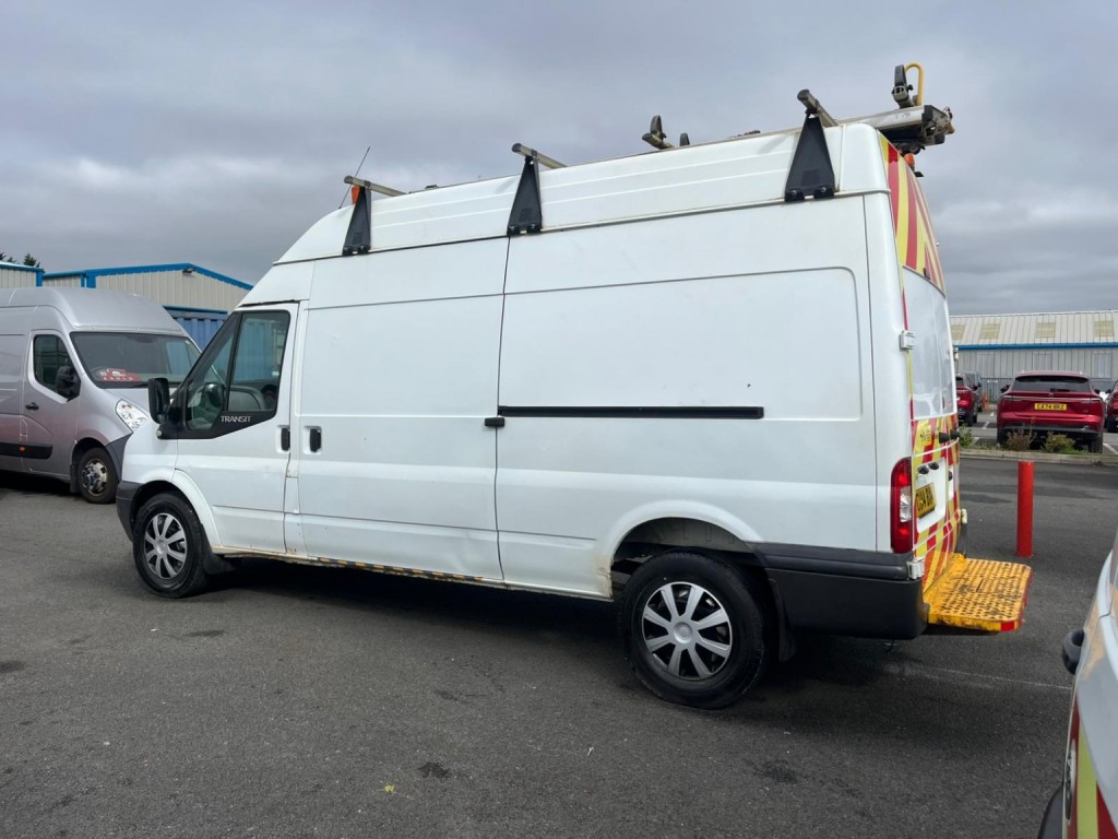 FORD TRANSIT