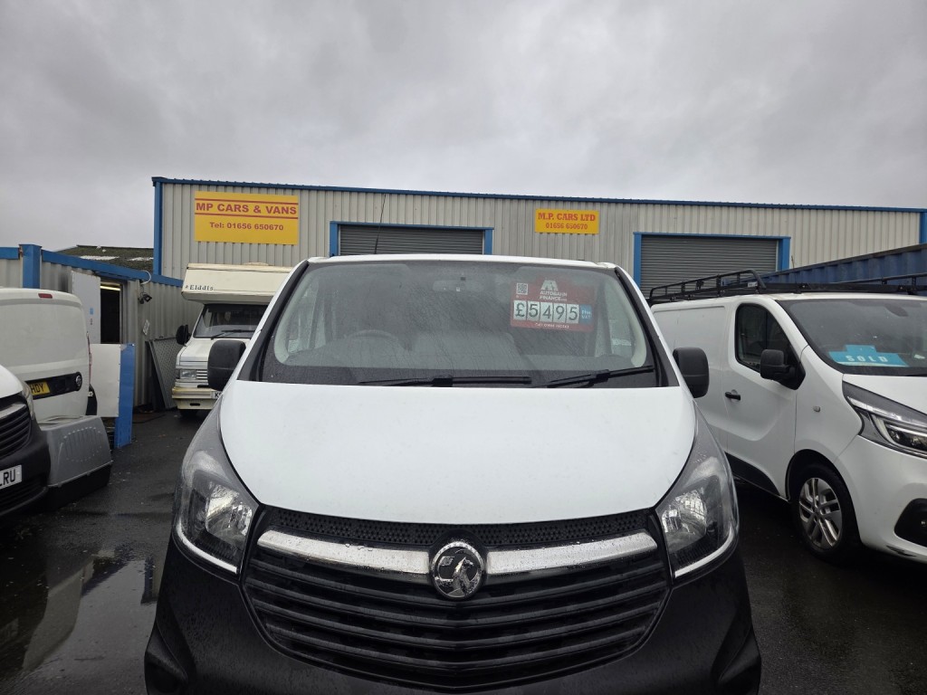 VAUXHALL VIVARO