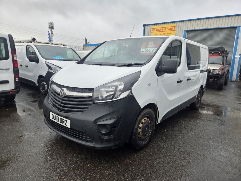 VAUXHALL VIVARO