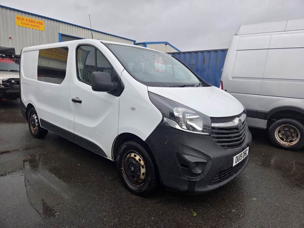 VAUXHALL VIVARO