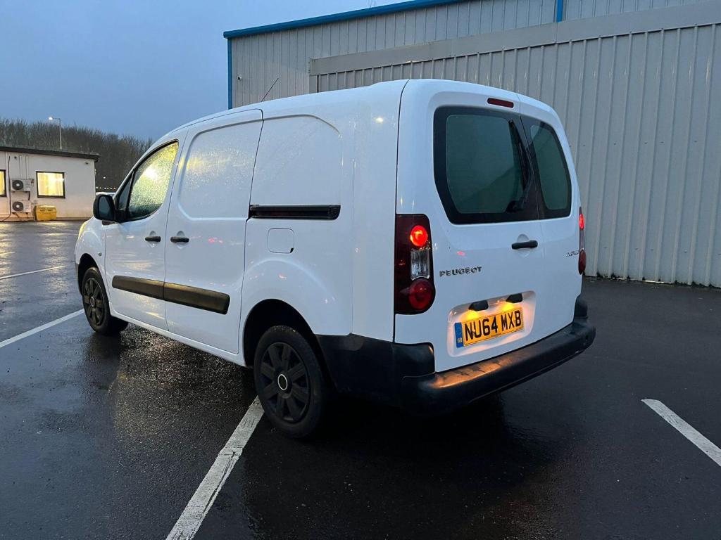 PEUGEOT PARTNER