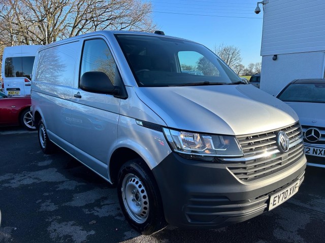 VOLKSWAGEN TRANSPORTER 2.0 TDI T28 Startline  (2020)