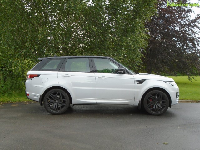 LAND ROVER RANGE ROVER SDV6 306 CommandShift Auto Start-Stop Autobiography Dynamic (2015)