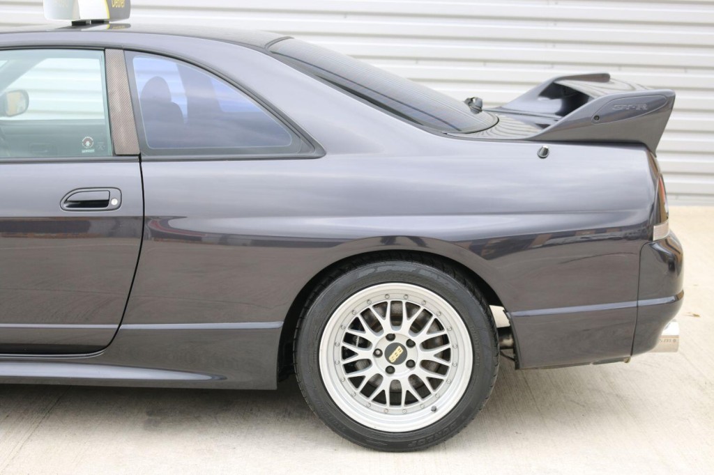 NISSAN SKYLINE