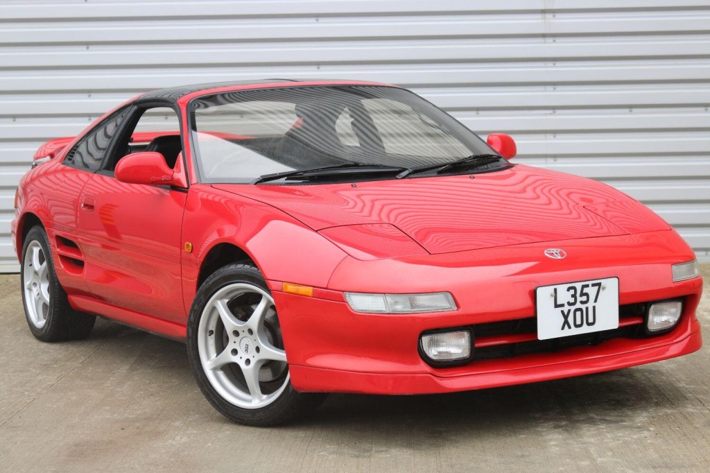 TOYOTA MR2