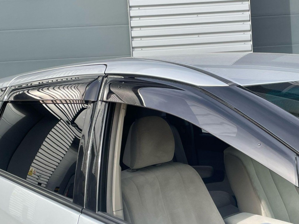 View TOYOTA PREVIA HYBRID 2011