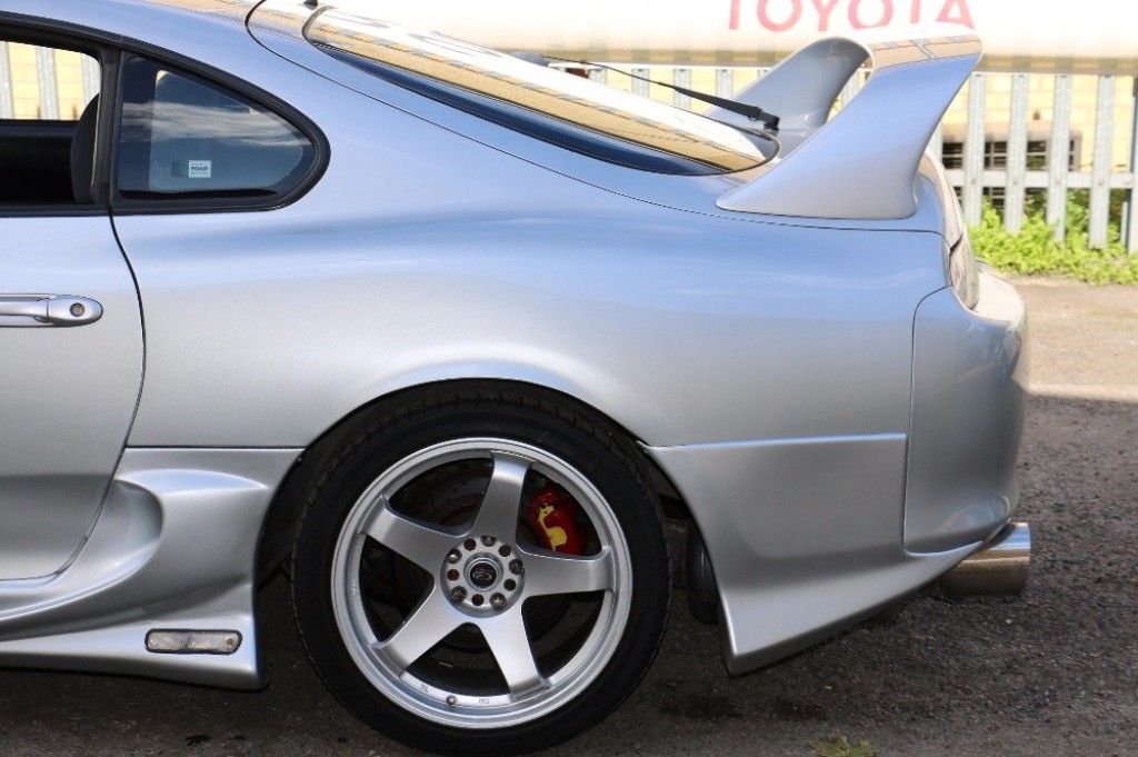 TOYOTA SUPRA