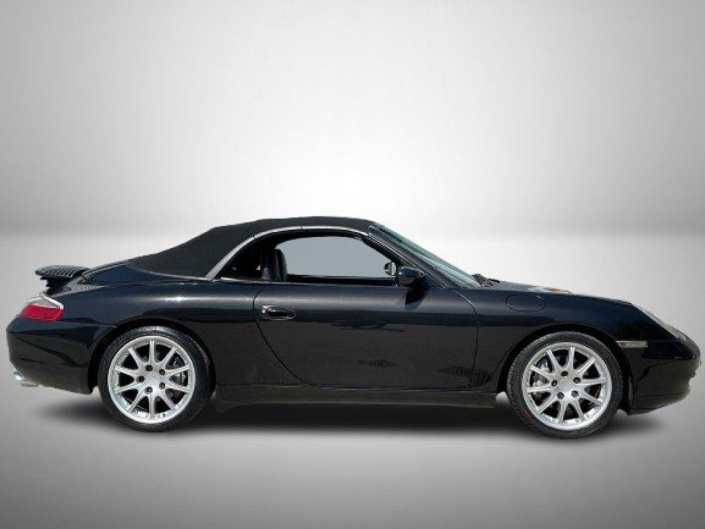 View PORSCHE 911 3.4 996 Carrera 4