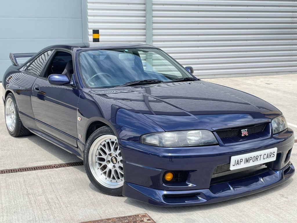 View NISSAN SKYLINE 2.6 GT-R Limited Edition V-SPEC