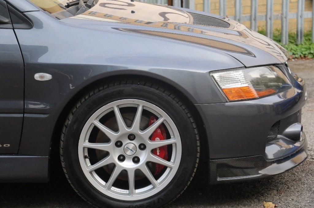 MITSUBISHI EVOLUTION