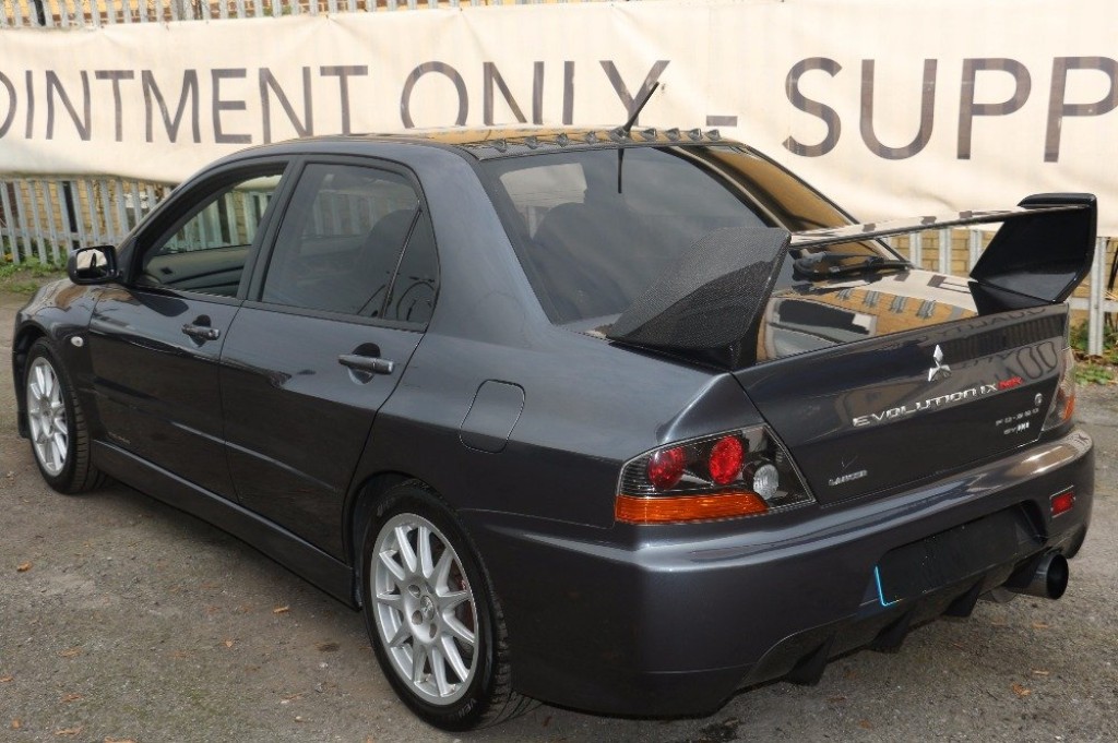 MITSUBISHI EVOLUTION