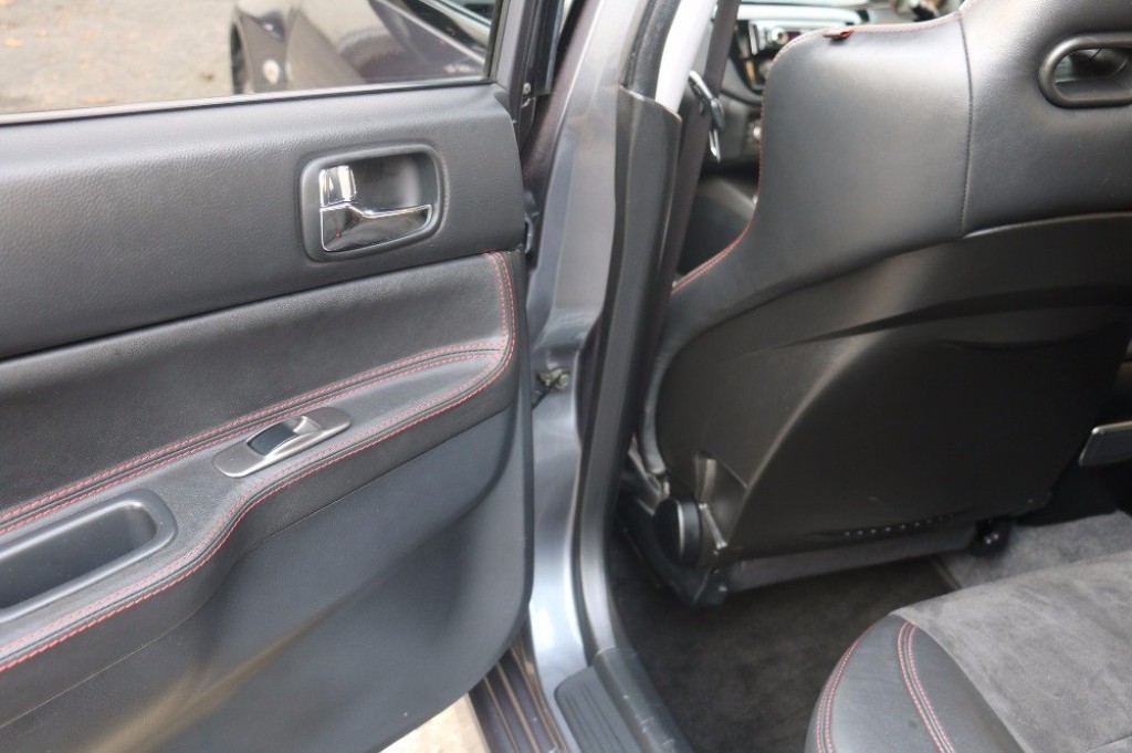 MITSUBISHI EVOLUTION