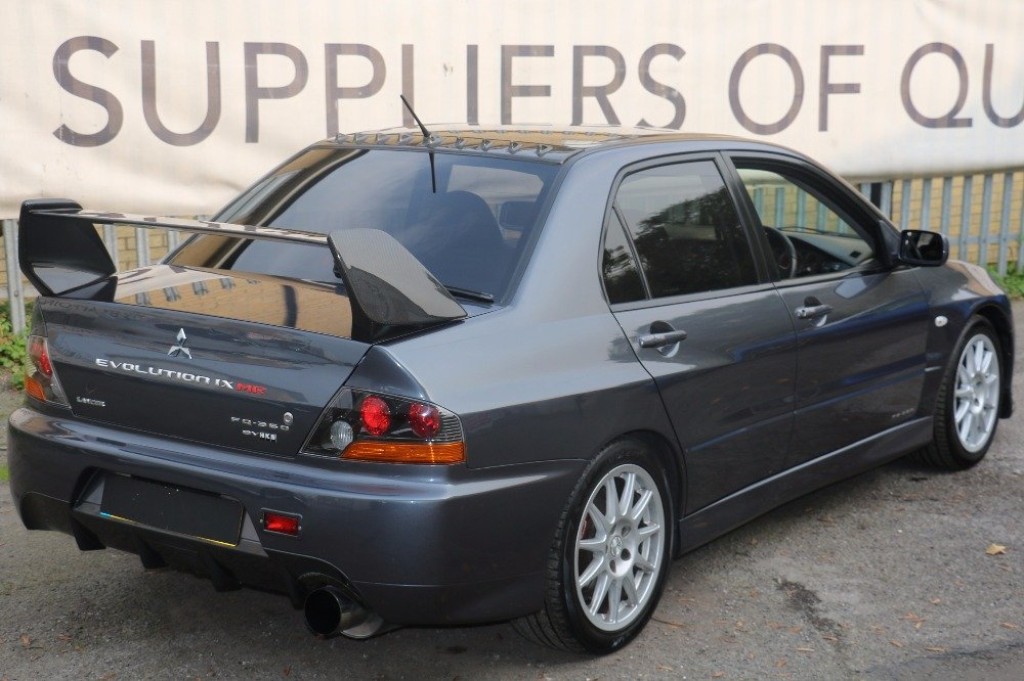 MITSUBISHI EVOLUTION