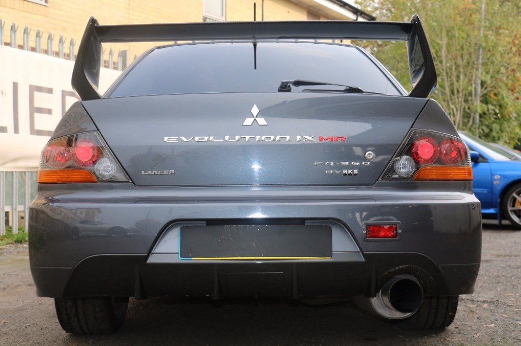MITSUBISHI EVOLUTION