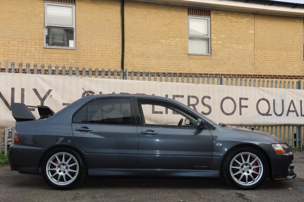 MITSUBISHI EVOLUTION