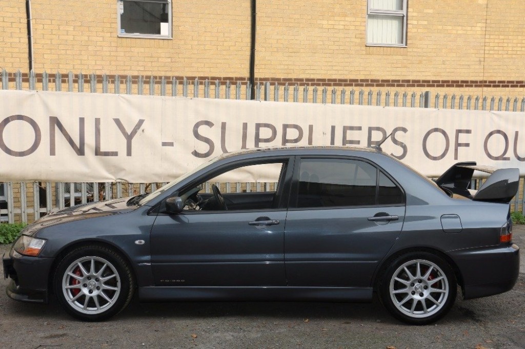 MITSUBISHI EVOLUTION