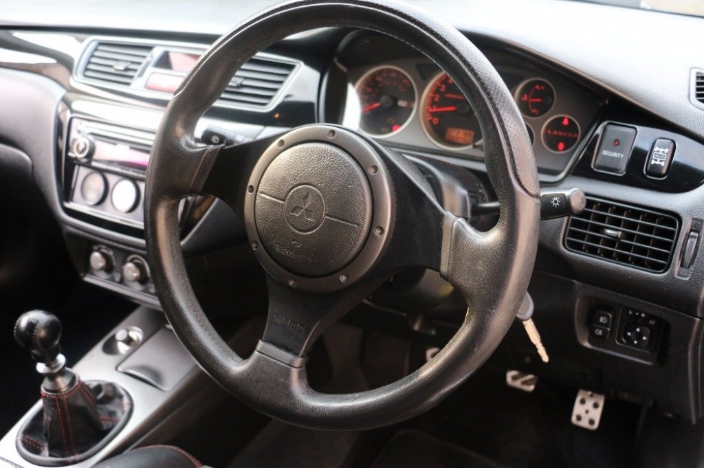 MITSUBISHI EVOLUTION