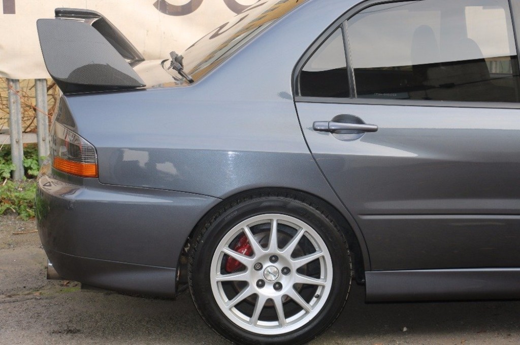 MITSUBISHI EVOLUTION