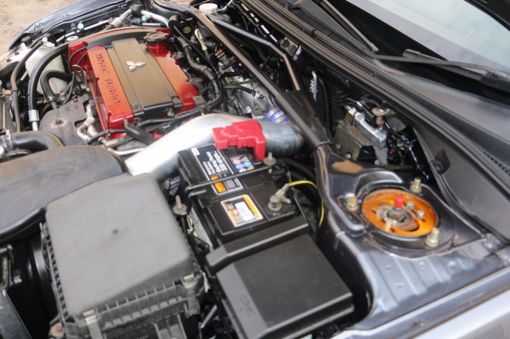 MITSUBISHI EVOLUTION