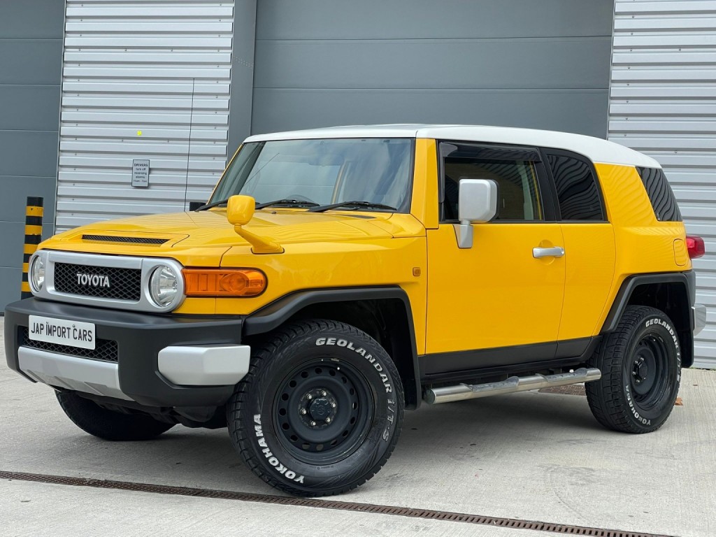 View TOYOTA FJ CRUISER 4.0 V6