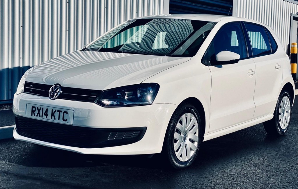 View VOLKSWAGEN POLO 1.2 TSI BlueMotion Tech SEL