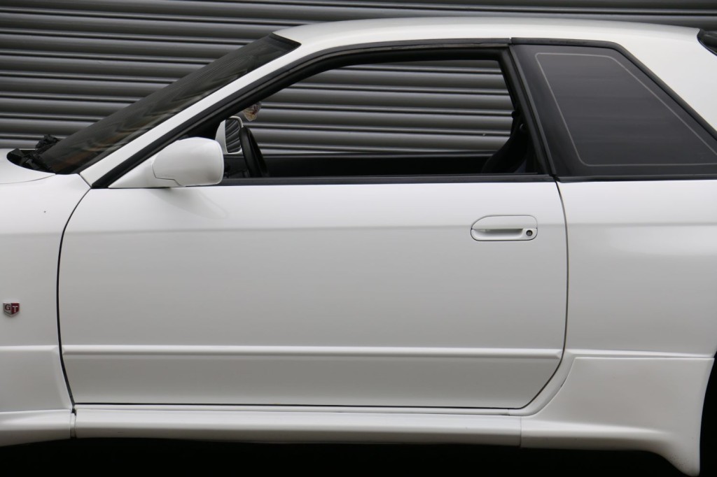 NISSAN SKYLINE
