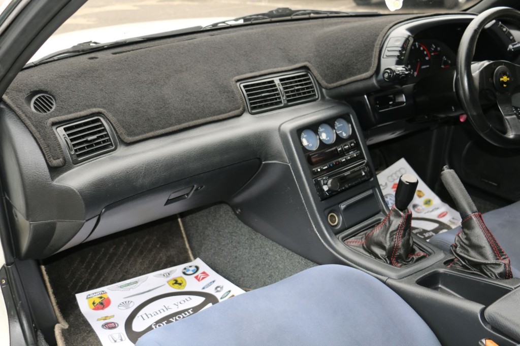 NISSAN SKYLINE