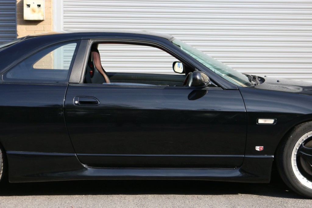 NISSAN SKYLINE
