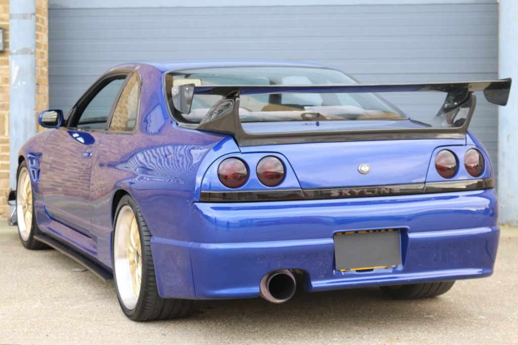 NISSAN SKYLINE