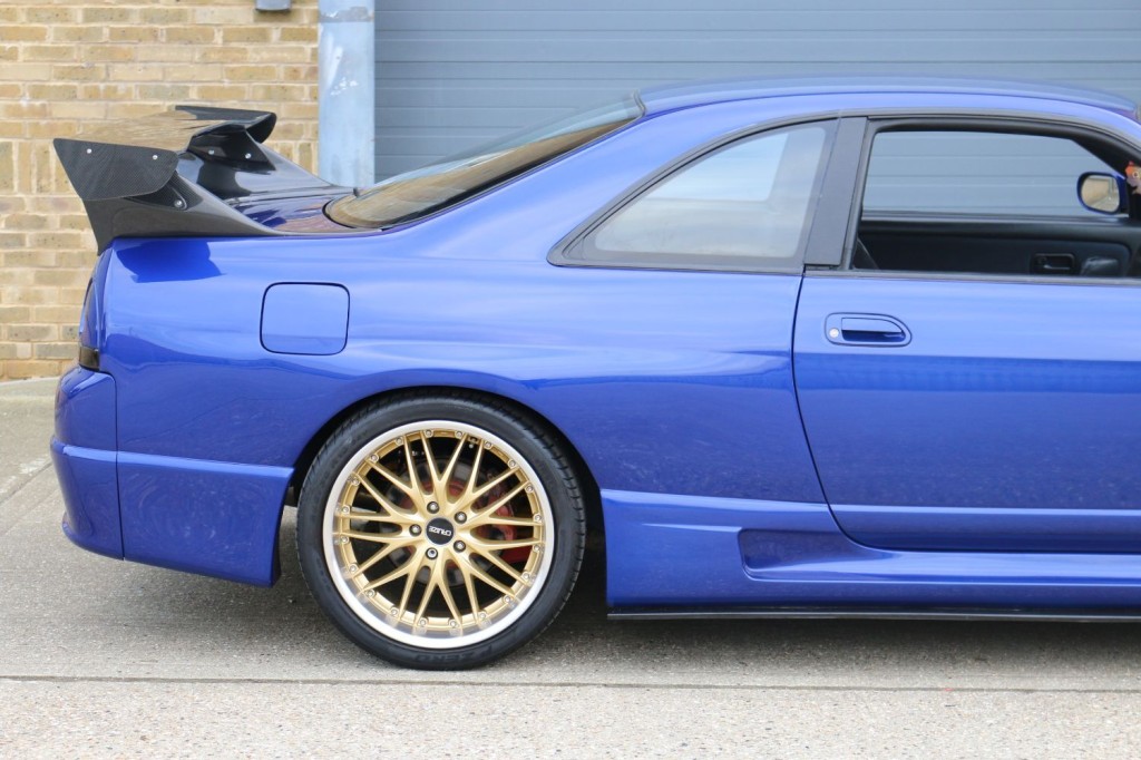 NISSAN SKYLINE