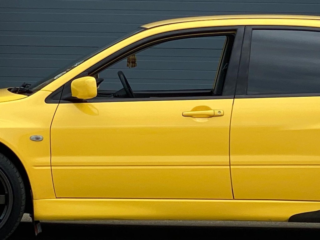 MITSUBISHI EVOLUTION