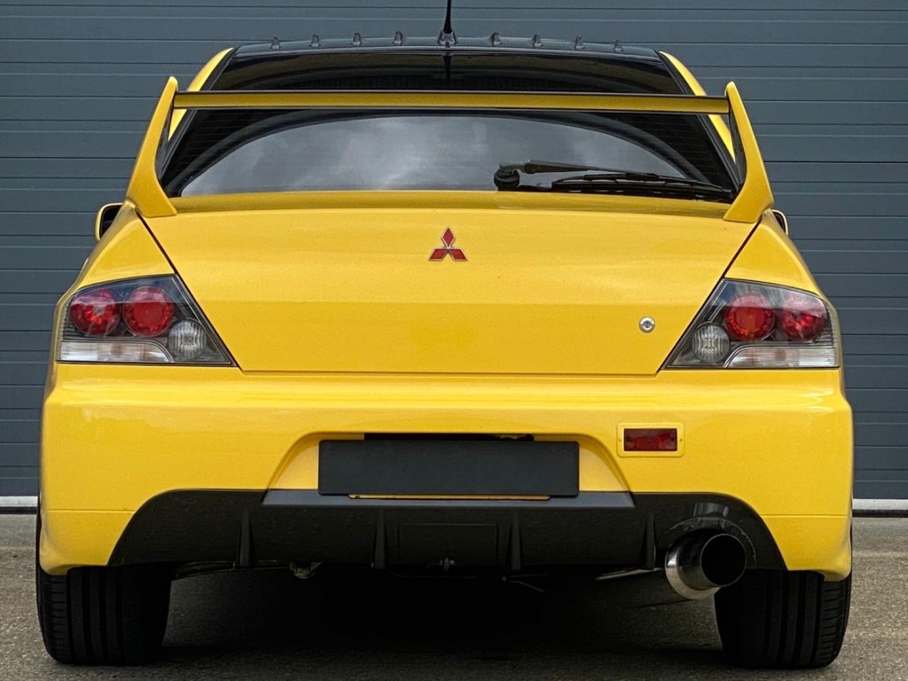 MITSUBISHI EVOLUTION