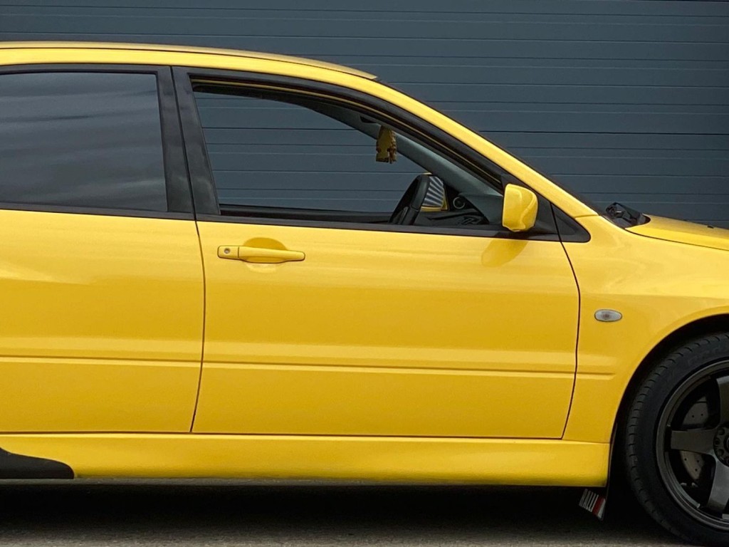 MITSUBISHI EVOLUTION