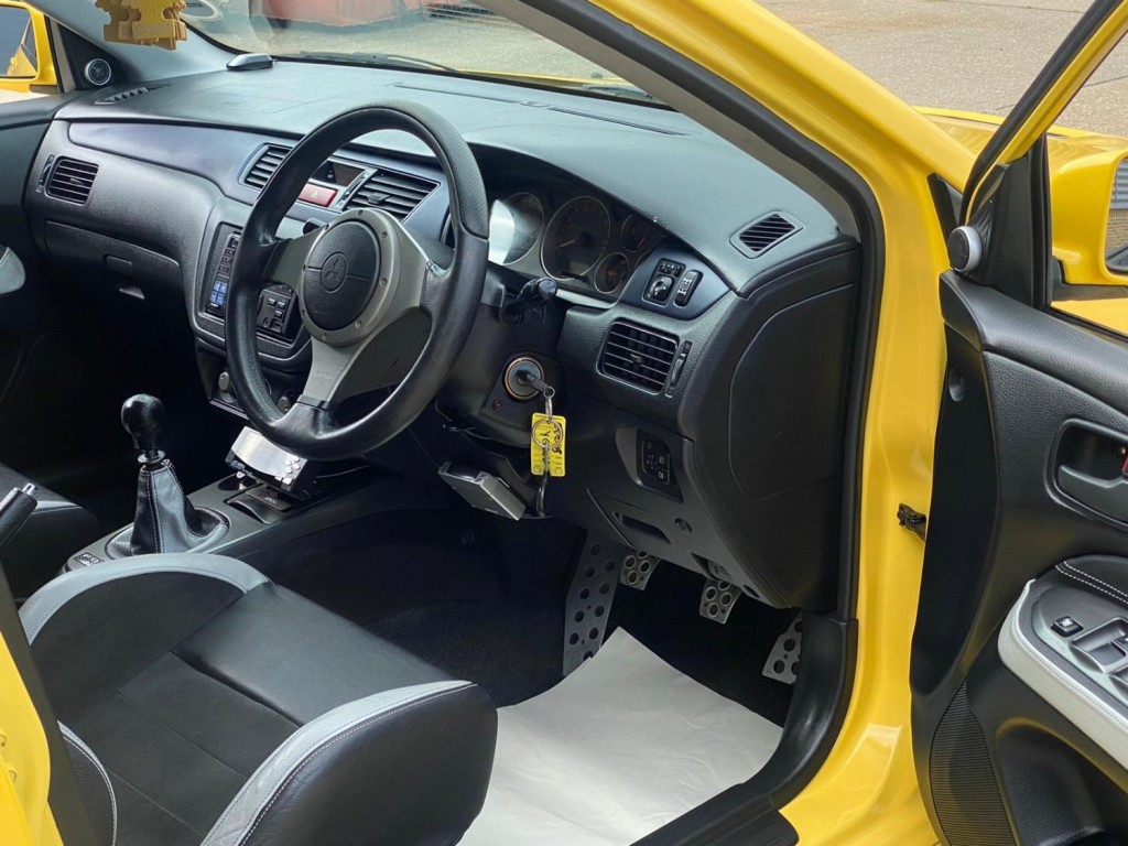 MITSUBISHI EVOLUTION