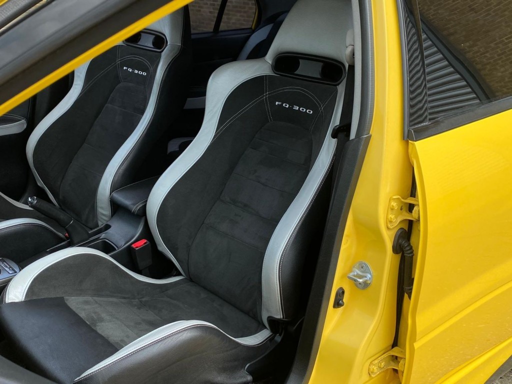 MITSUBISHI EVOLUTION