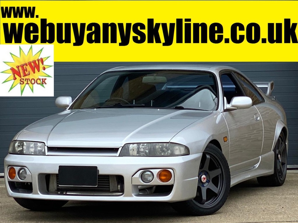 View NISSAN SKYLINE SKYLINE R33 GTST