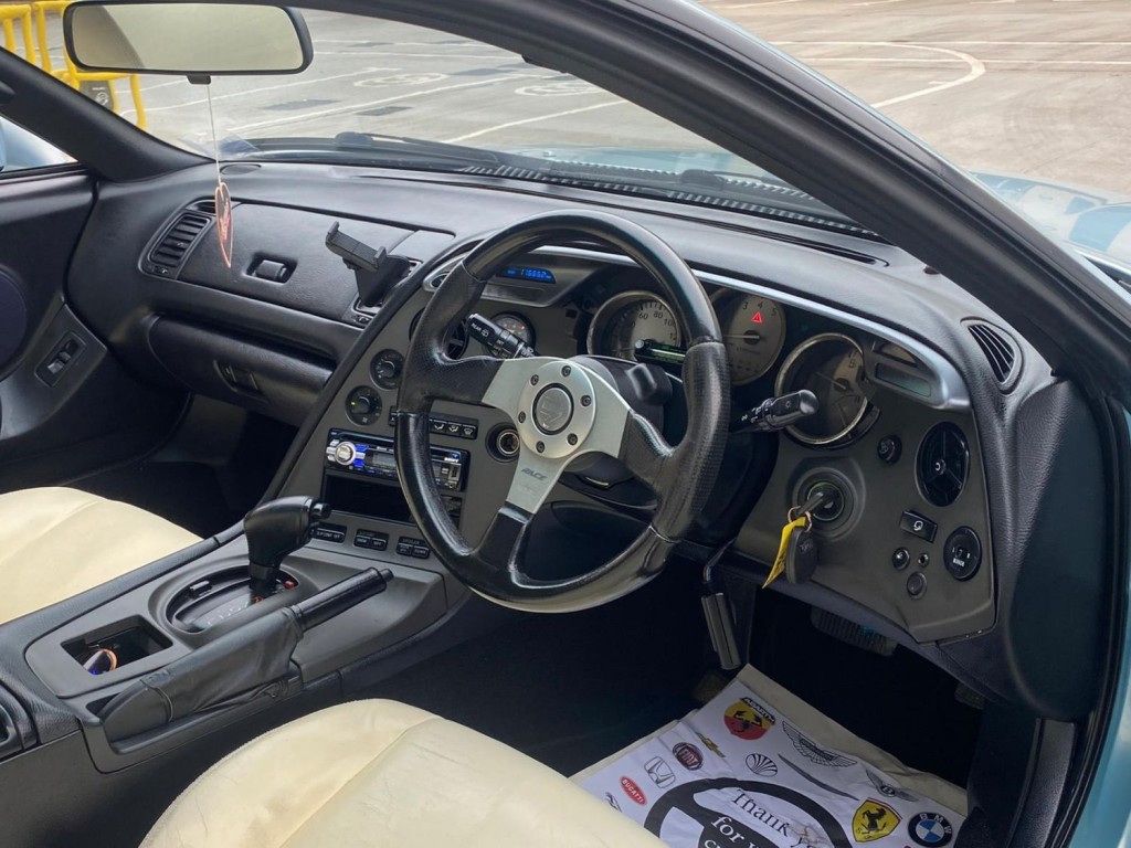 TOYOTA SUPRA