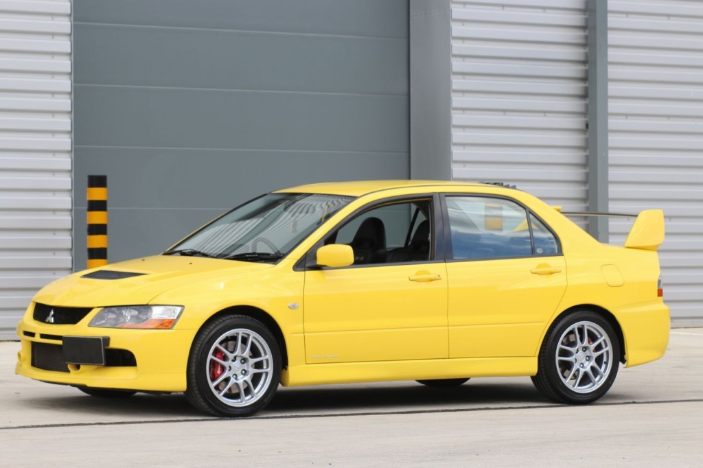 MITSUBISHI LANCER