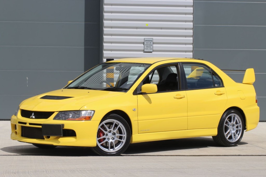 MITSUBISHI LANCER