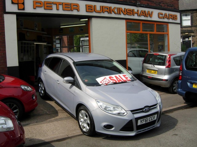FORD FOCUS 1.6 Edge 5dr Hatchback  A/C