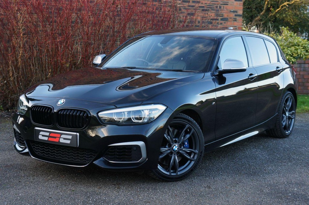 BMW 1 SERIES