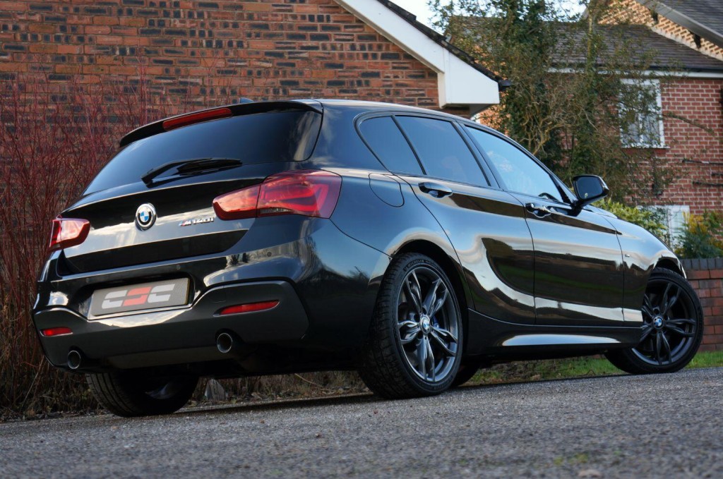 BMW 1 SERIES