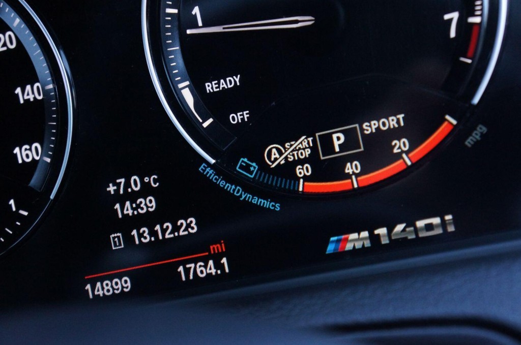 BMW 1 SERIES