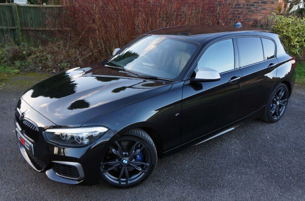 BMW 1 SERIES
