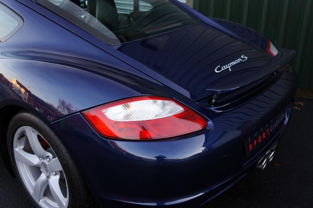 PORSCHE CAYMAN