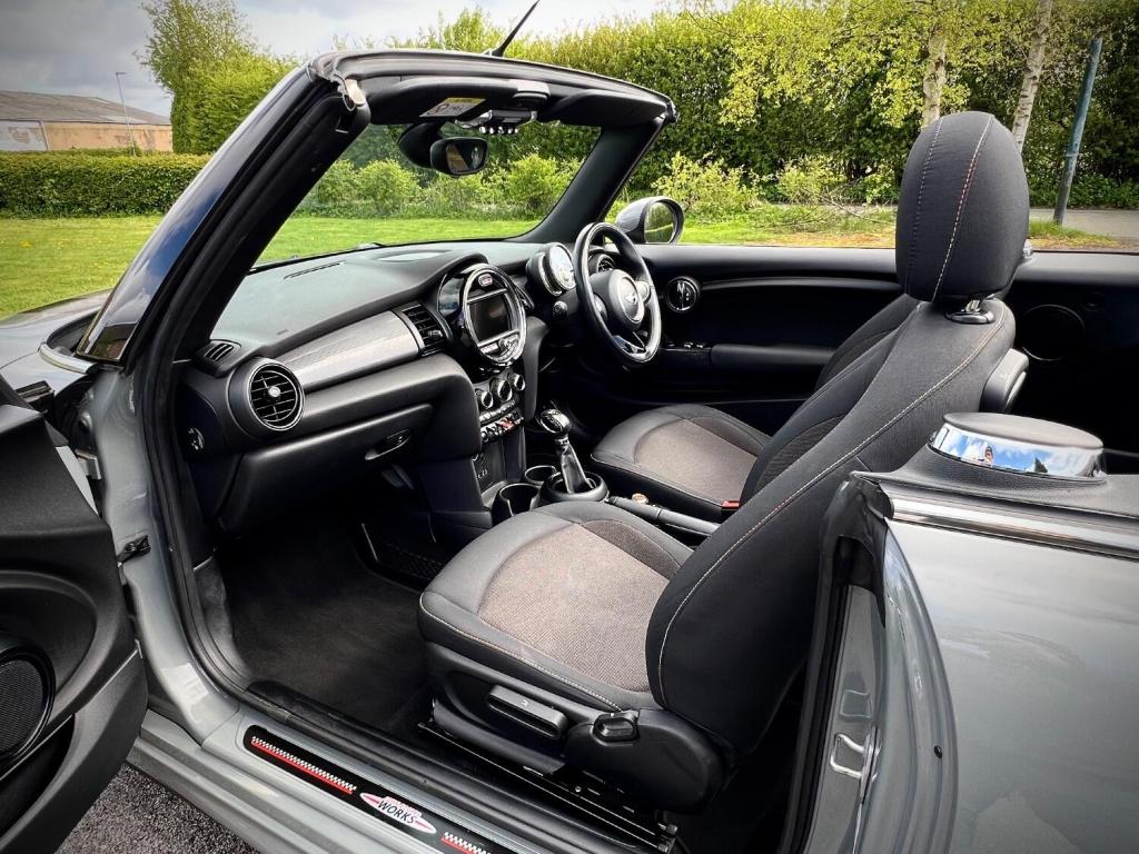 MINI CONVERTIBLE