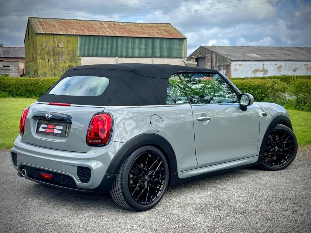 MINI CONVERTIBLE