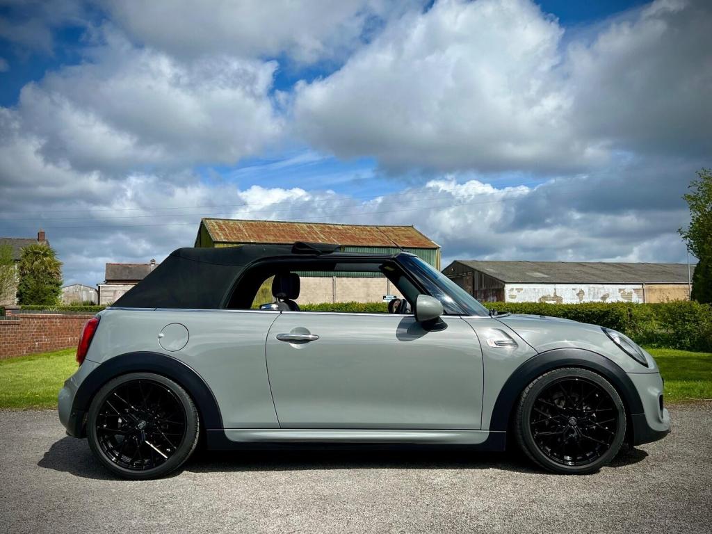 MINI CONVERTIBLE